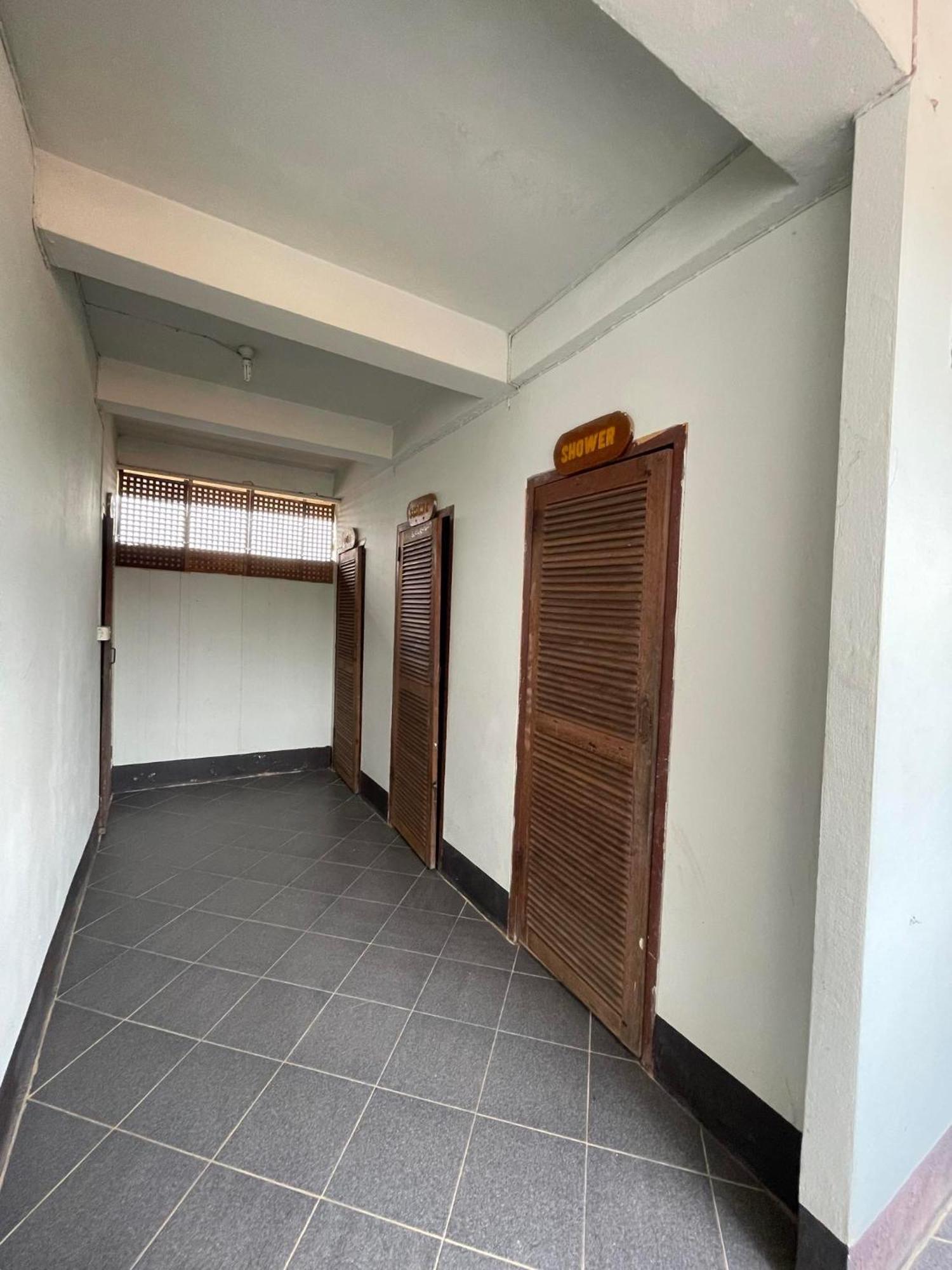 Thakhek Travel Lodge Buitenkant foto