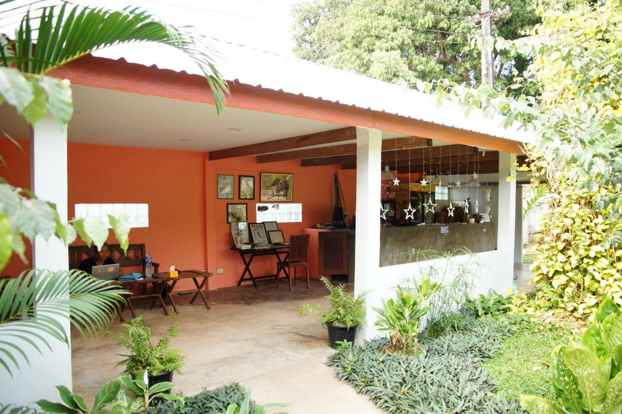 Thakhek Travel Lodge Buitenkant foto